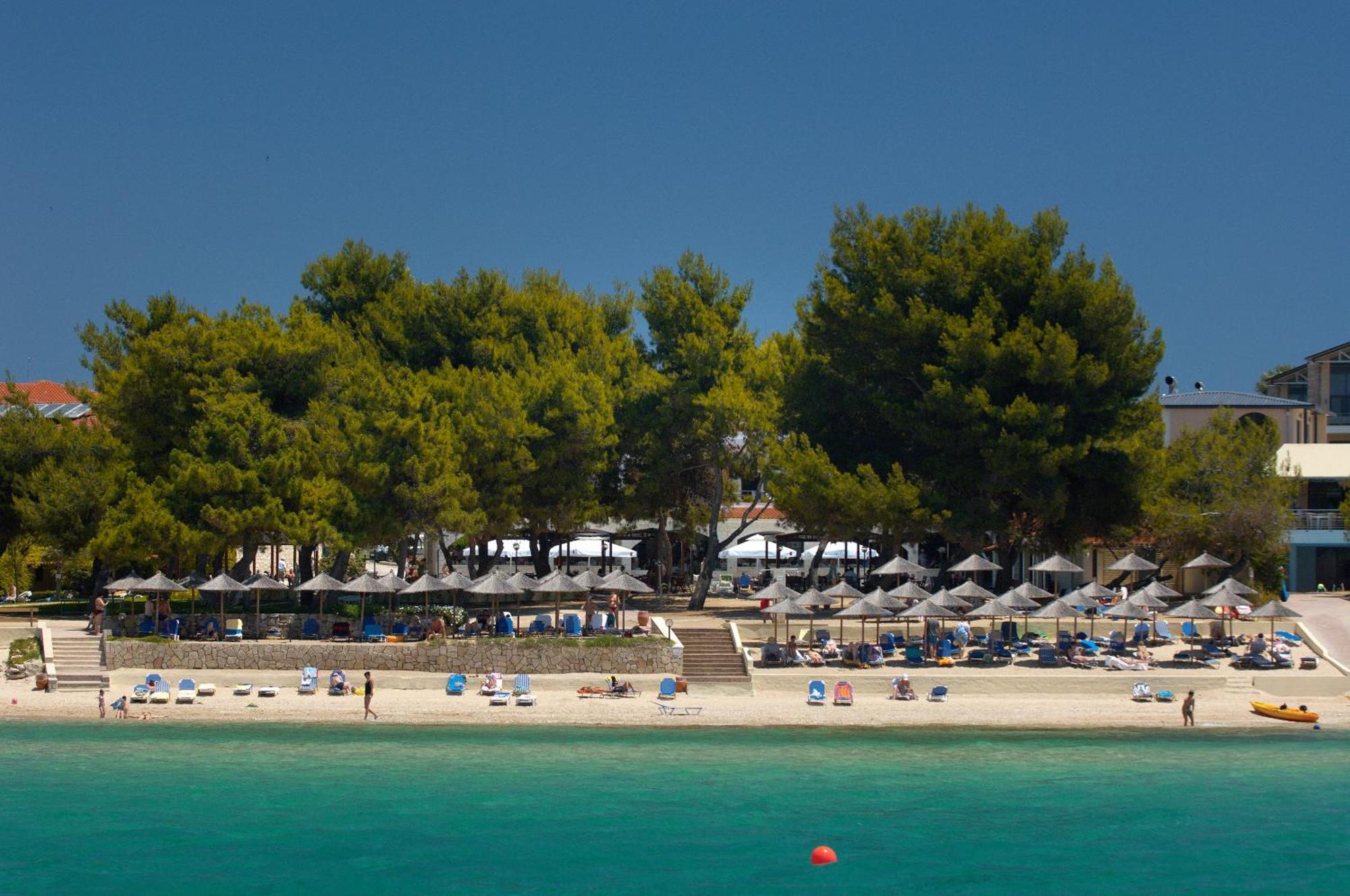Portes Beach Hotel Nea Poteidaia Exterior foto