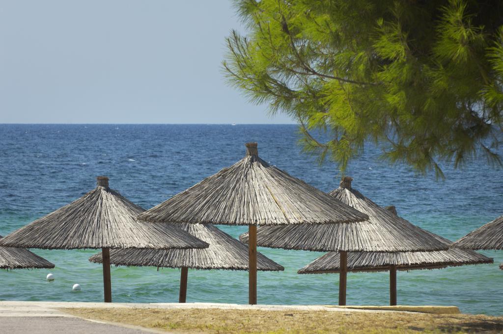 Portes Beach Hotel Nea Poteidaia Exterior foto