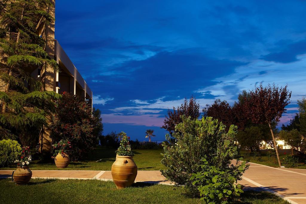 Portes Beach Hotel Nea Poteidaia Exterior foto
